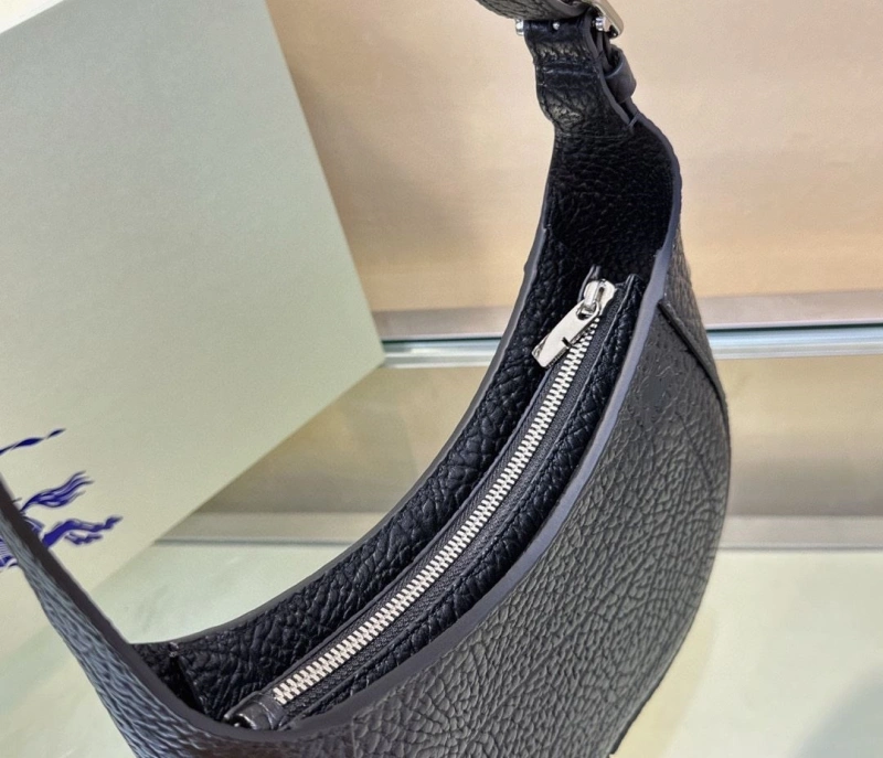 Burberry Top Handle Bags 4237F-0266