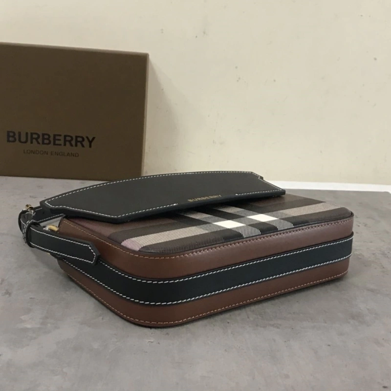 Burberry Top Handle Bags 4237F-0269