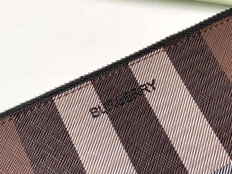 Burberry Wallets 4237F-0292