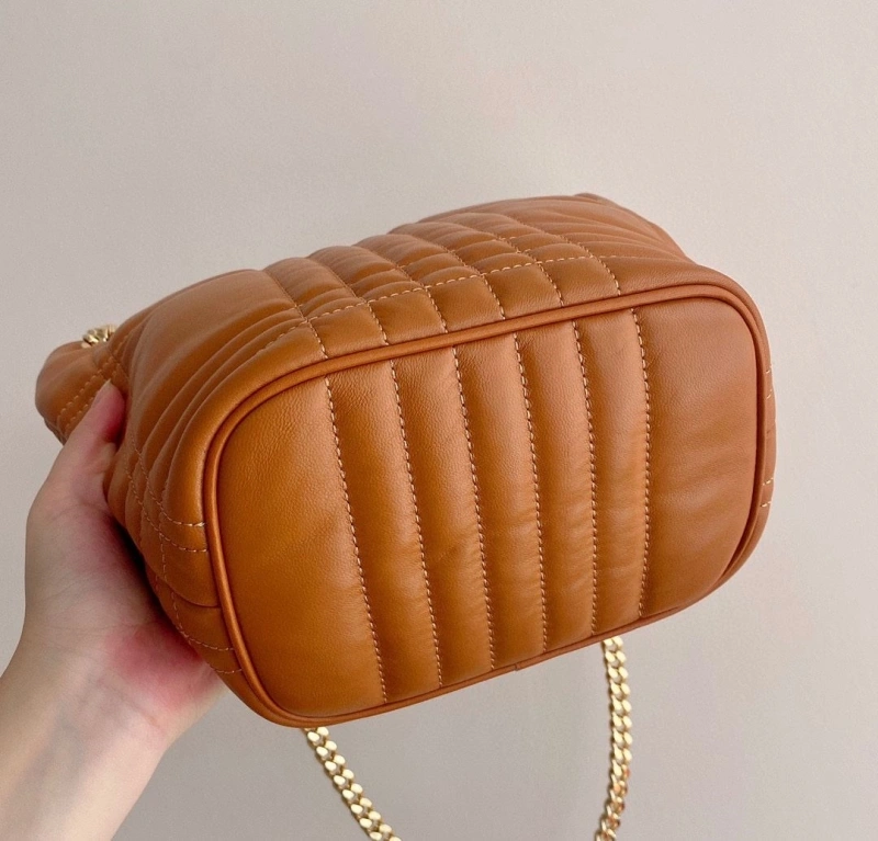 Burberry Shopping Bags 4237F-0322