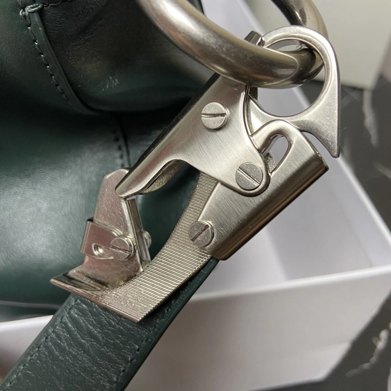 Burberry Top Handle Bags 4237F-0339