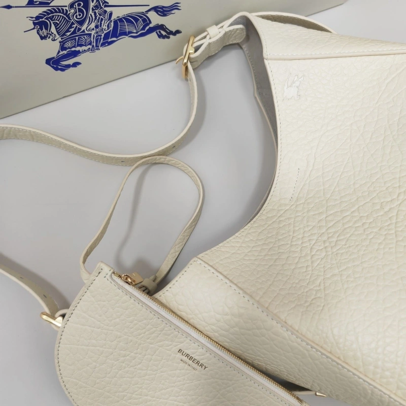 Burberry Top Handle Bags 4237F-0342