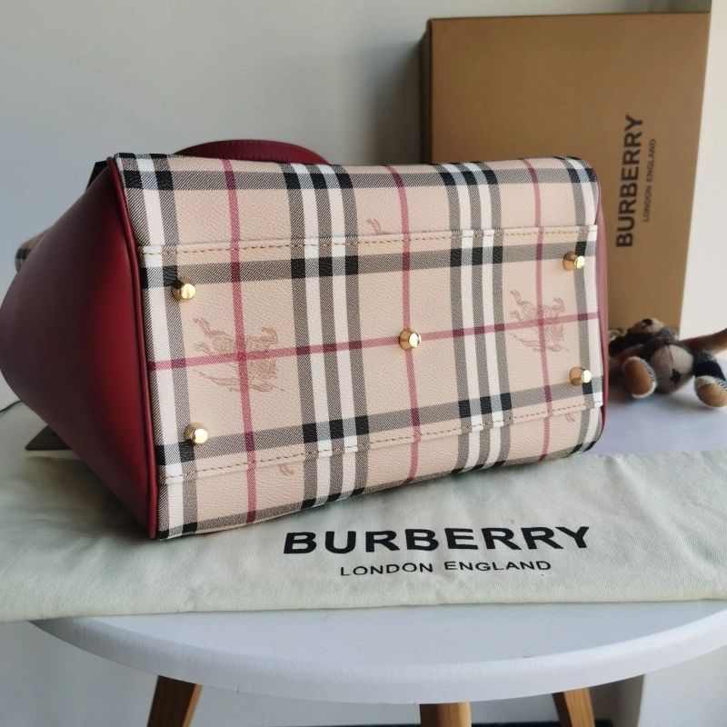 Burberry Shopping Bags 4237F-0378