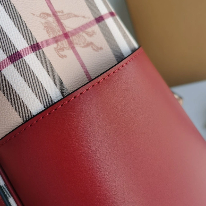 Burberry Shopping Bags 4237F-0378