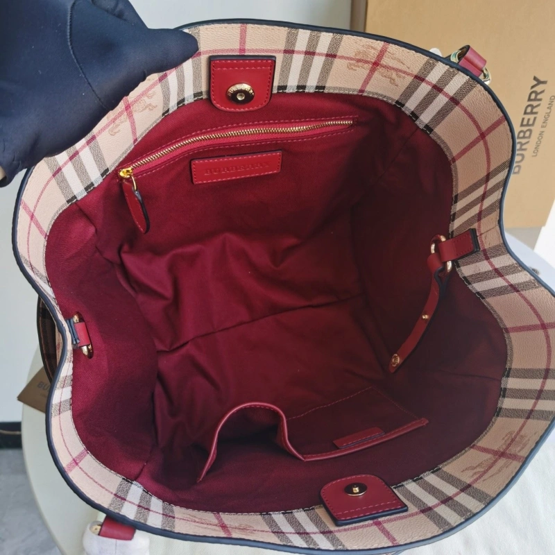 Burberry Shopping Bags 4237F-0378