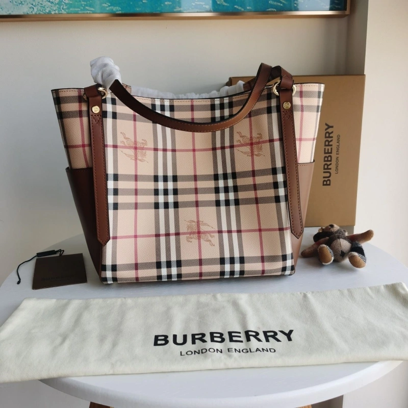 Burberry Shopping Bags 4237F-0379