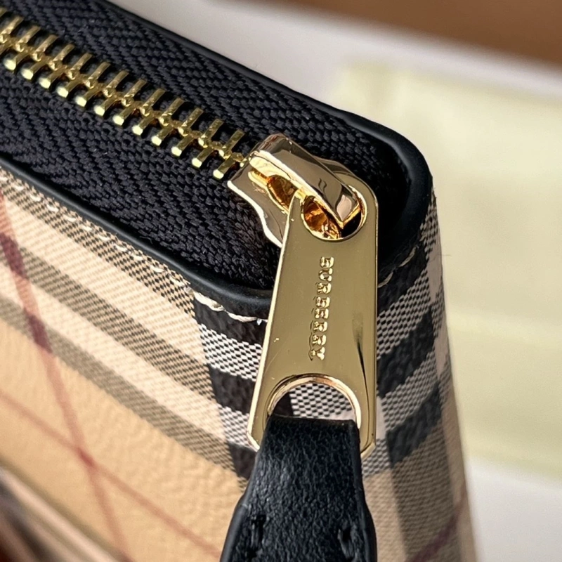 Burberry Wallets 4237F-0409