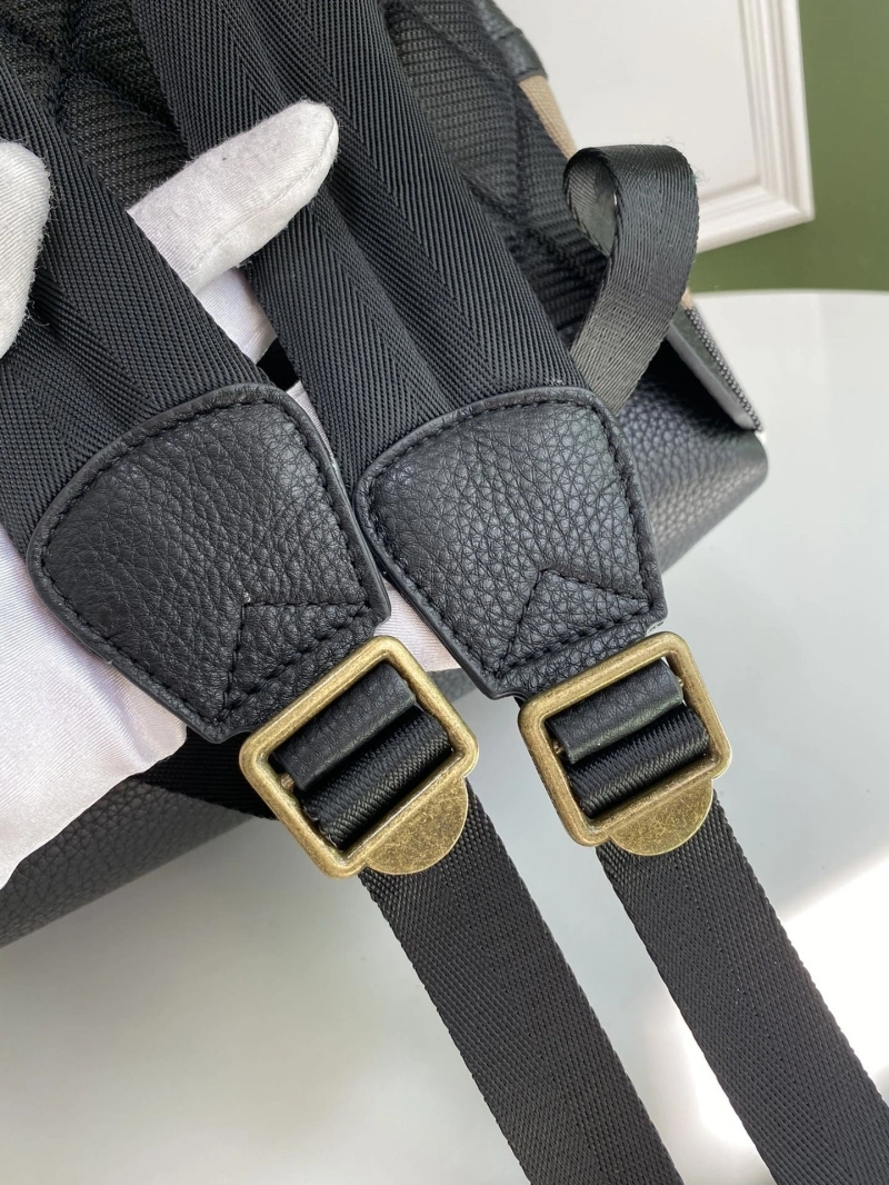 Burberry Backpacks 4237F-0441