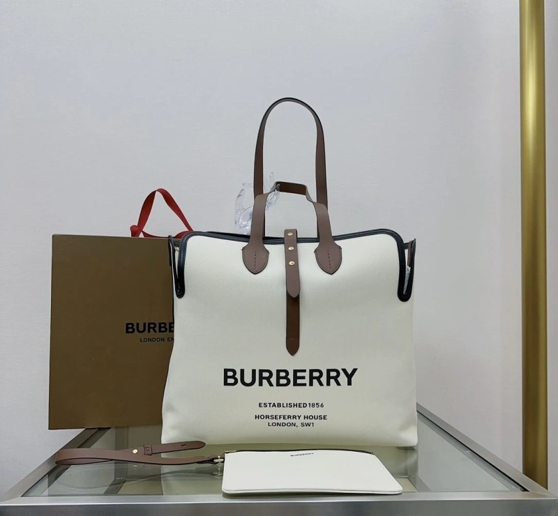 Burberry Shopping Bags 4237F-0463