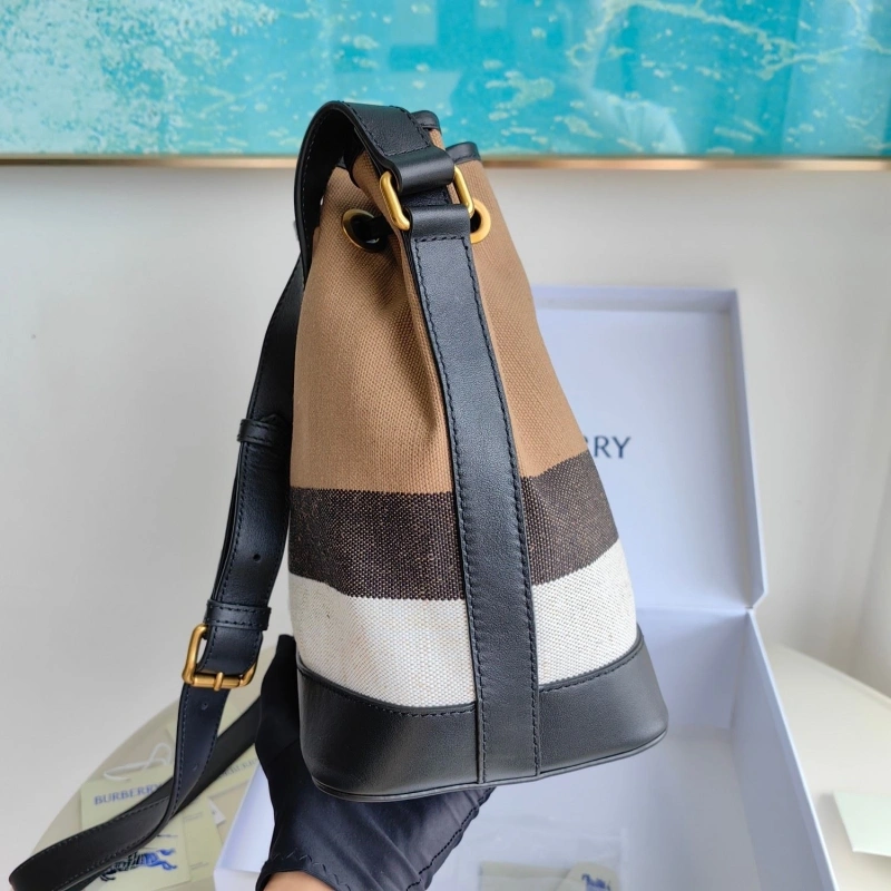 Burberry Bucket Bags 4237F-0473