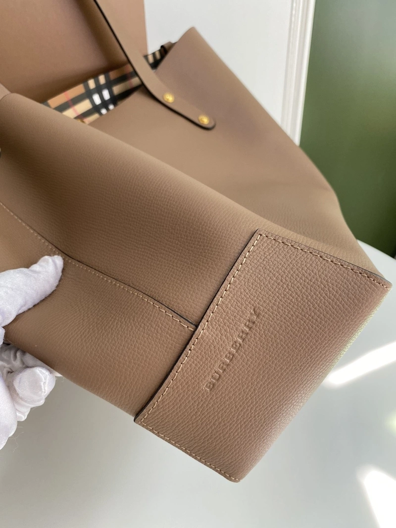 Burberry Shopping Bags 4237F-0497