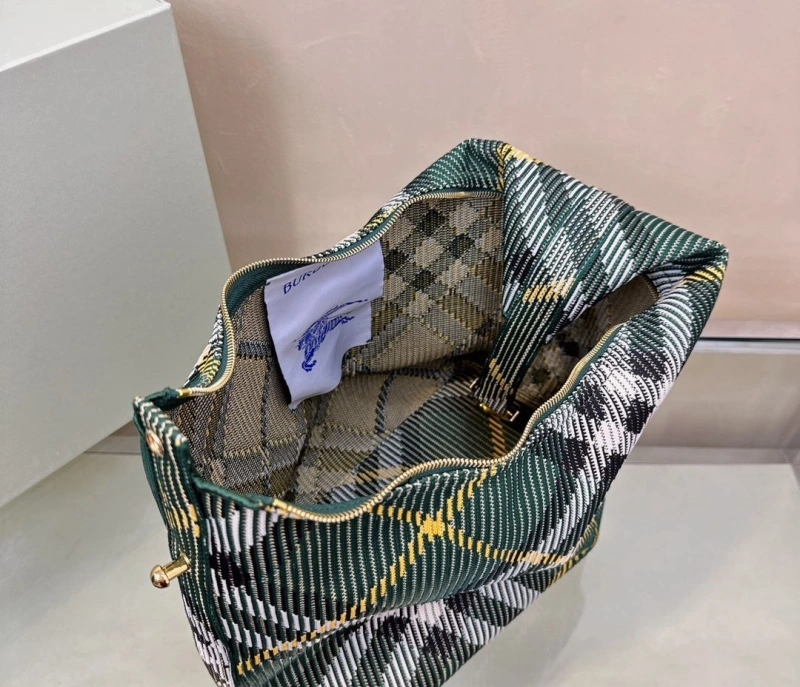 Burberry Top Handle Bags 4237F-0503