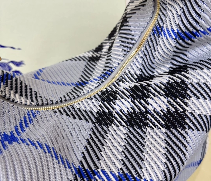 Burberry Top Handle Bags 4237F-0506