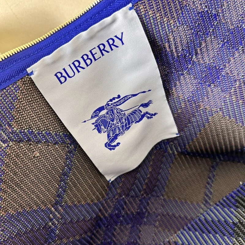 Burberry Top Handle Bags 4237F-0507