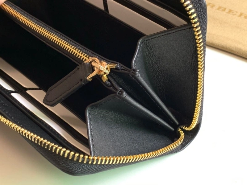 Burberry Wallets 4237F-0520