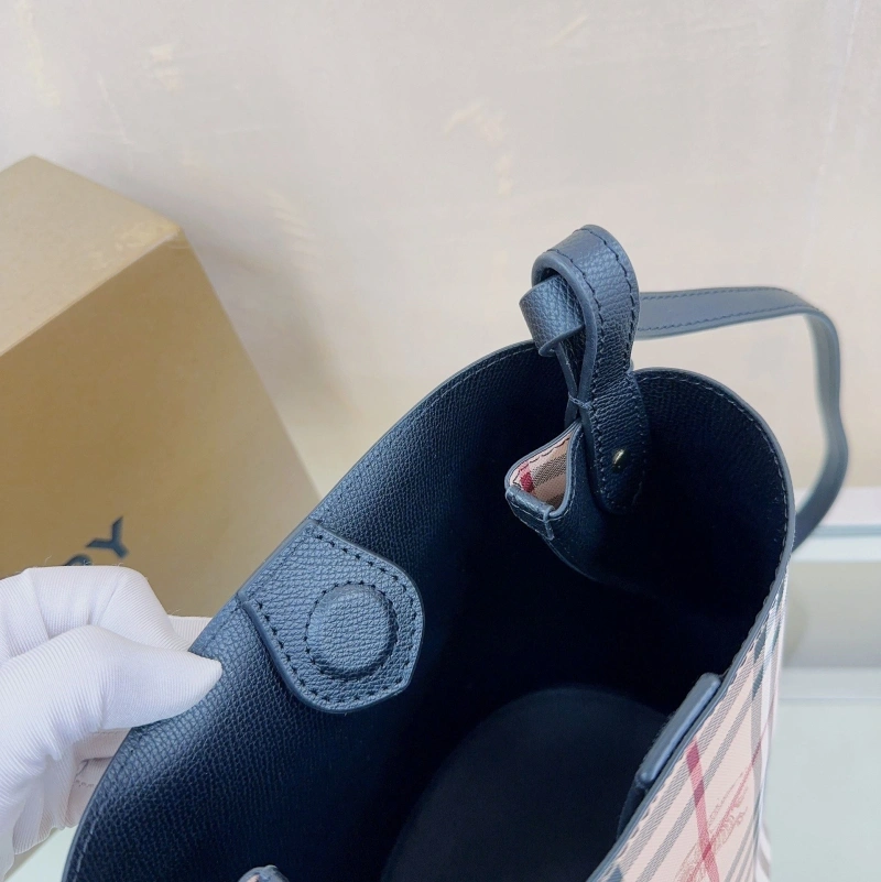 Burberry Bucket Bags 4237F-0523