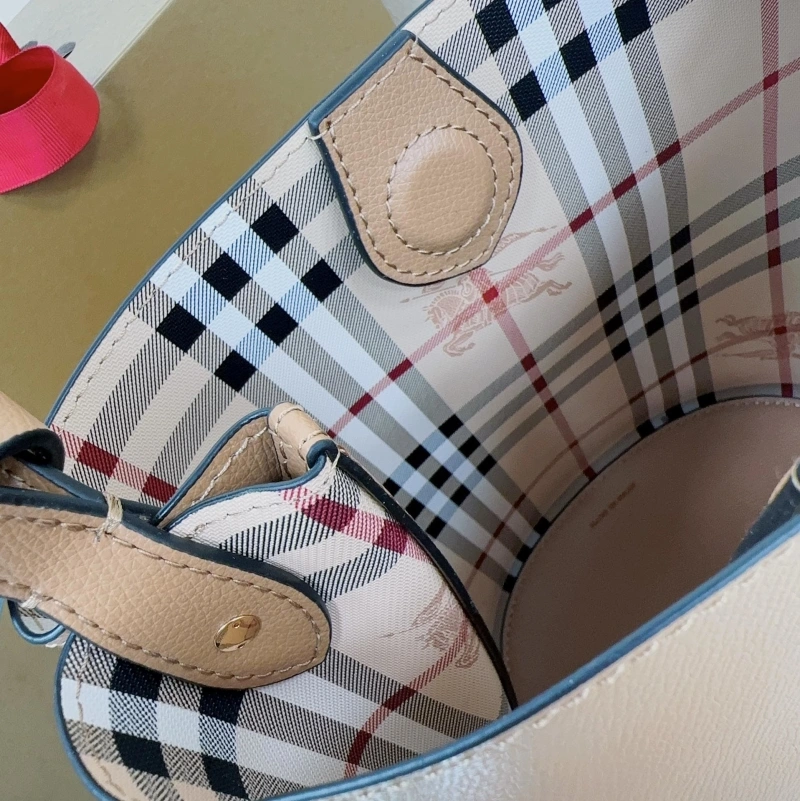 Burberry Bucket Bags 4237F-0528