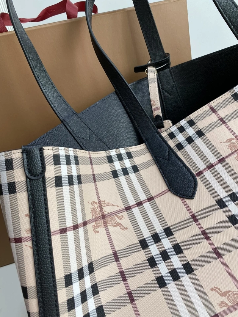 Burberry Shopping Bags 4237F-0531