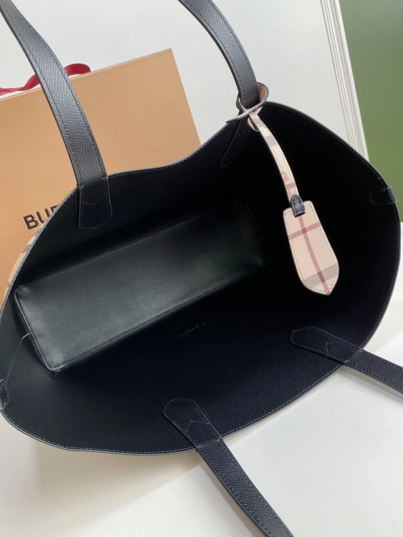 Burberry Shopping Bags 4237F-0531