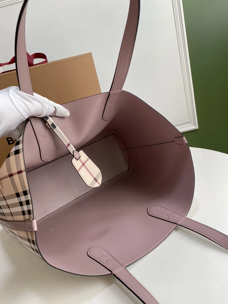 Burberry Shopping Bags 4237F-0533
