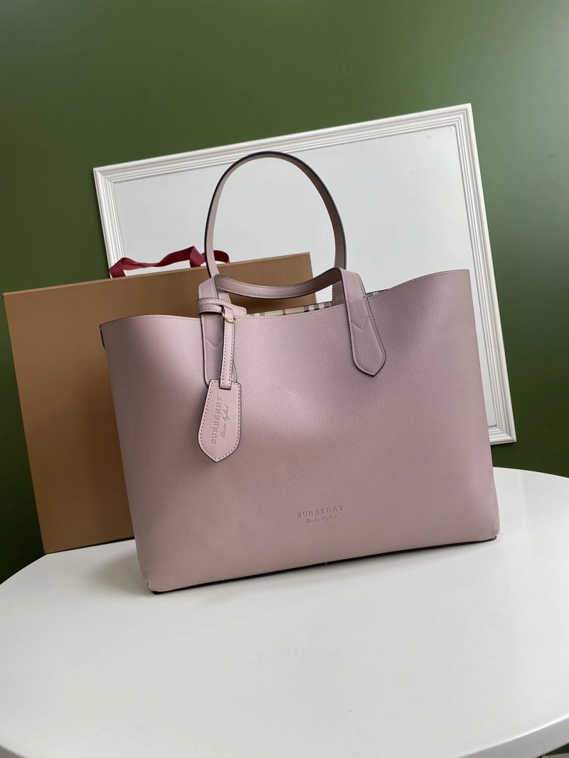 Burberry Shopping Bags 4237F-0533