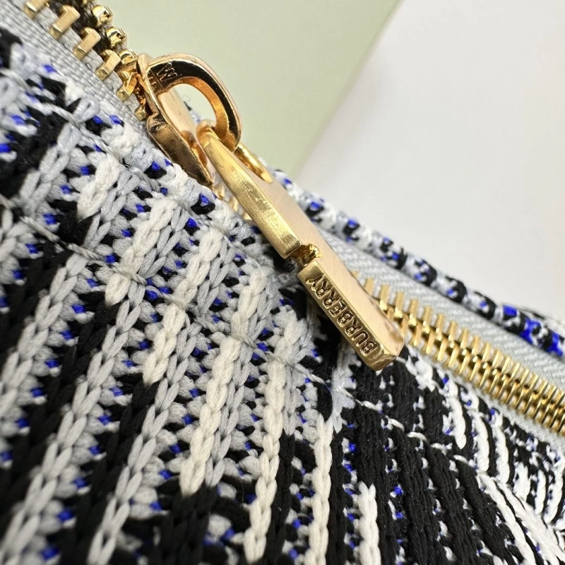 Burberry Top Handle Bags 4237H-0007