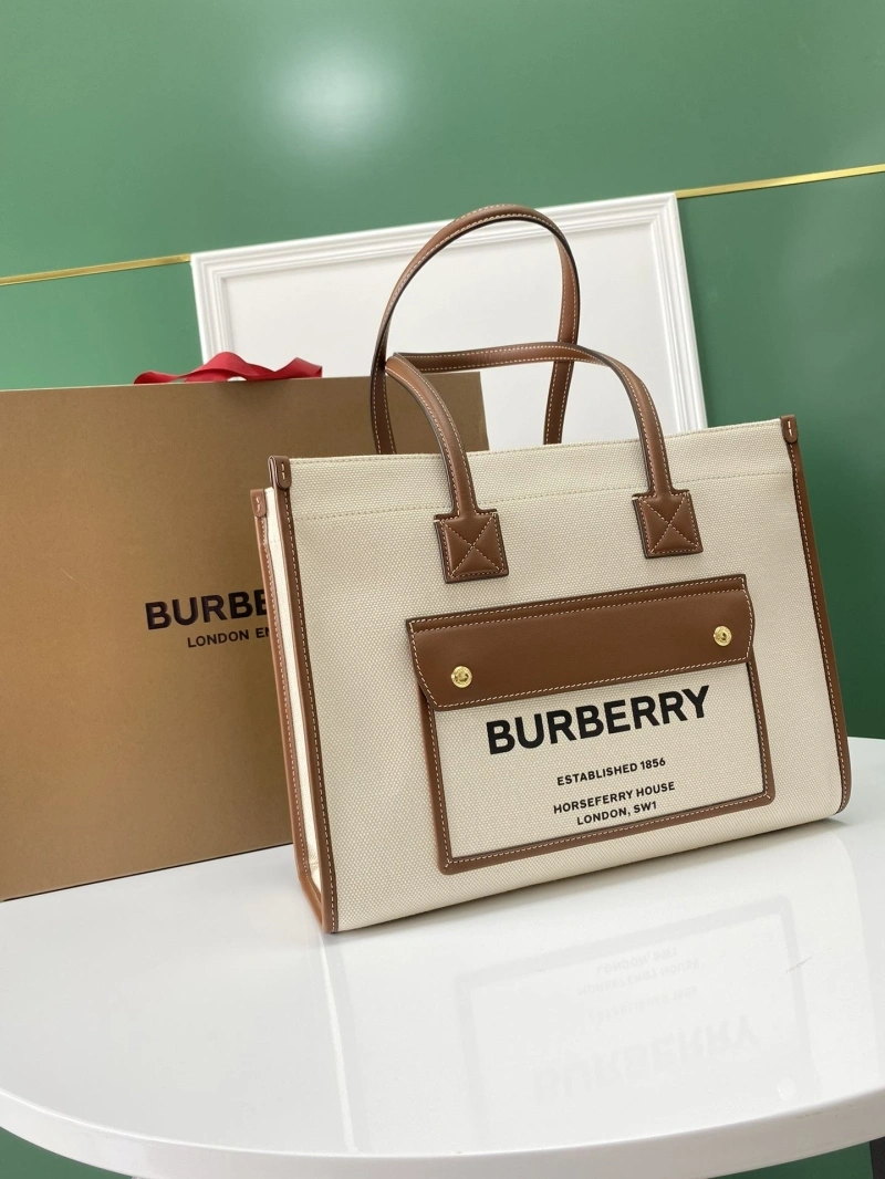 Burberry Shopping Bags 4237H-0026