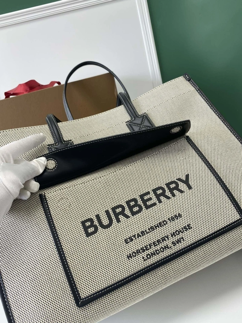 Burberry Shopping Bags 4237H-0028