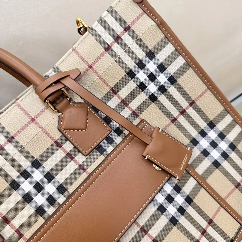 Burberry Shopping Bags 4237H-0089