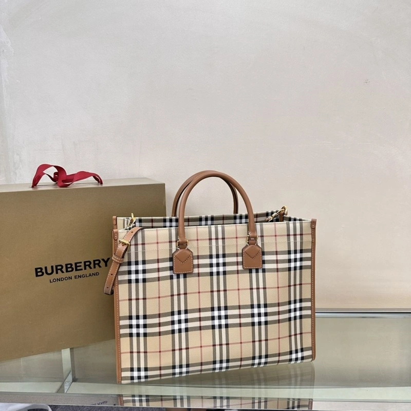 Burberry Shopping Bags 4237H-0089