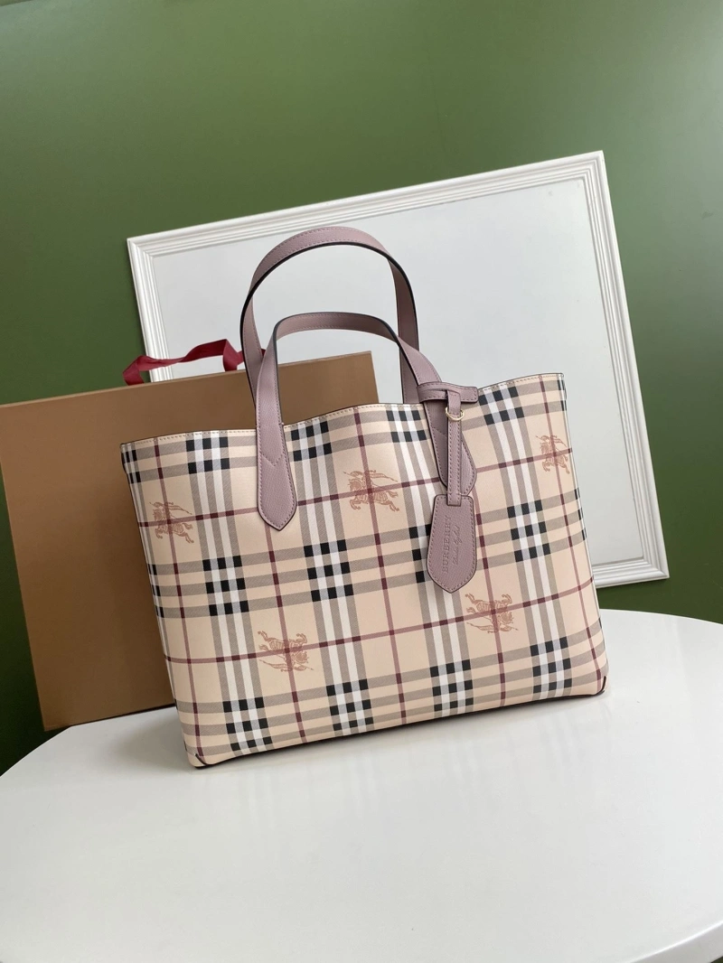Burberry Shopping Bags 4237H-0092