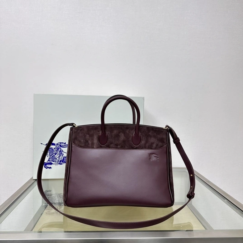 Burberry Shopping Bags 4237H-0095