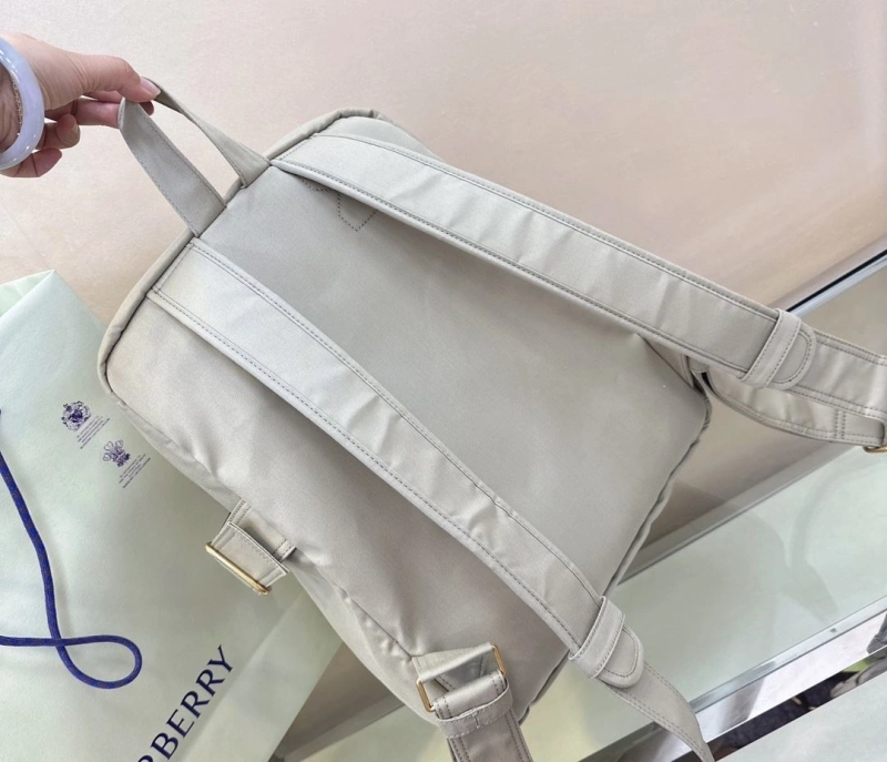 Burberry Backpacks 4237H-0177