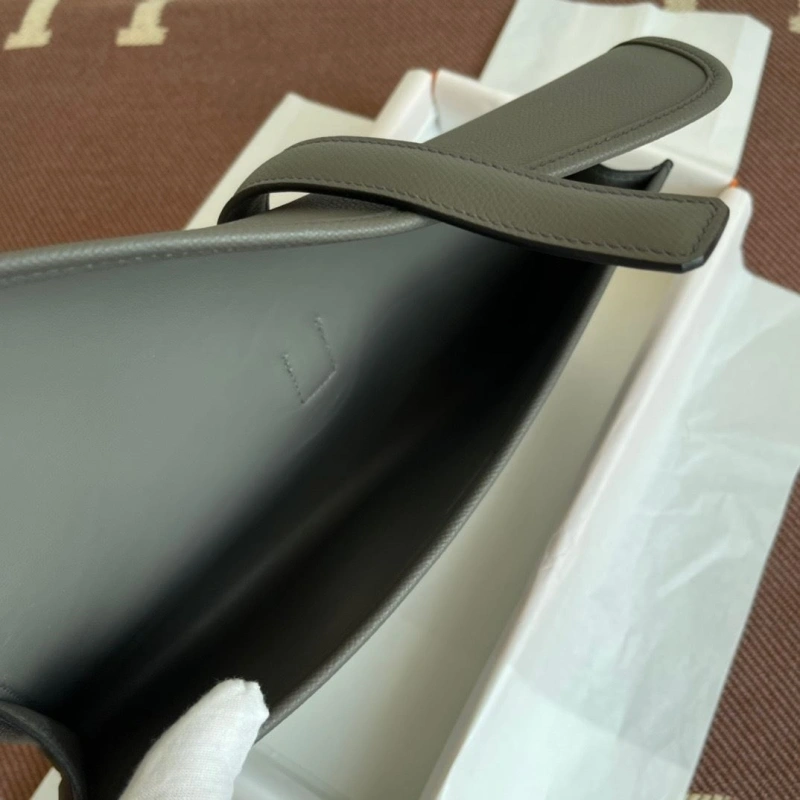 Hermes Clutch Bags 4249A-0181