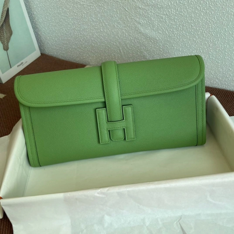 Hermes Clutch Bags 4249A-0190