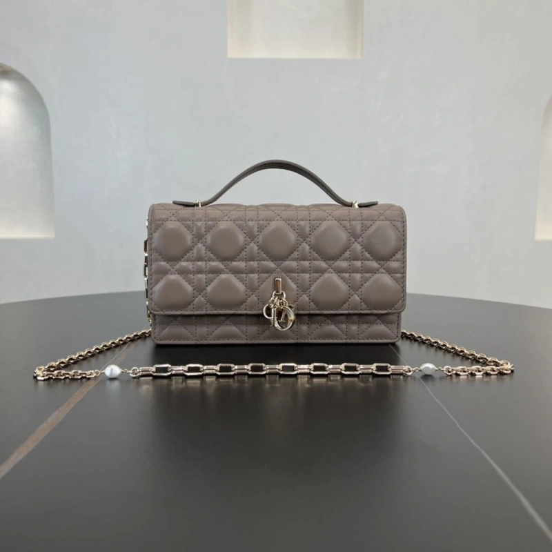Dior Top Handle Bags 4250I-0028
