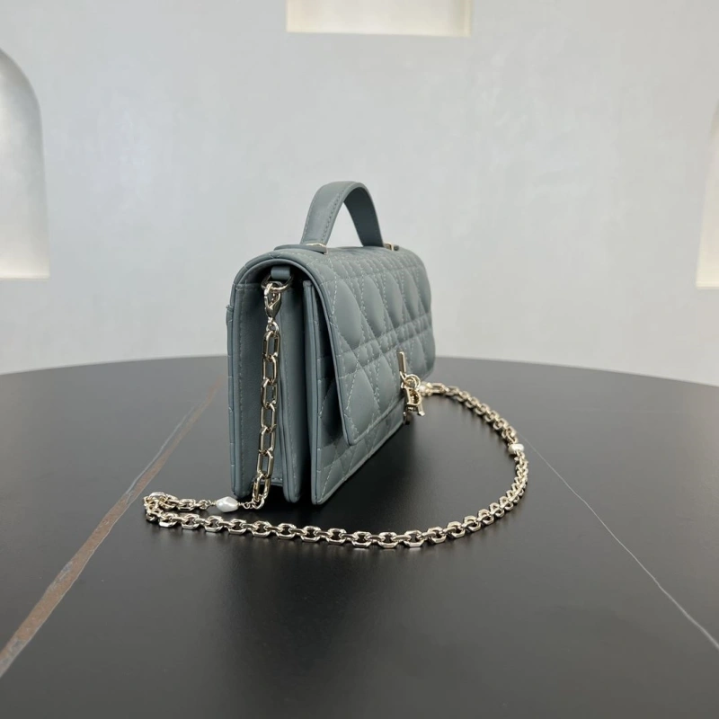 Dior Top Handle Bags 4250I-0032