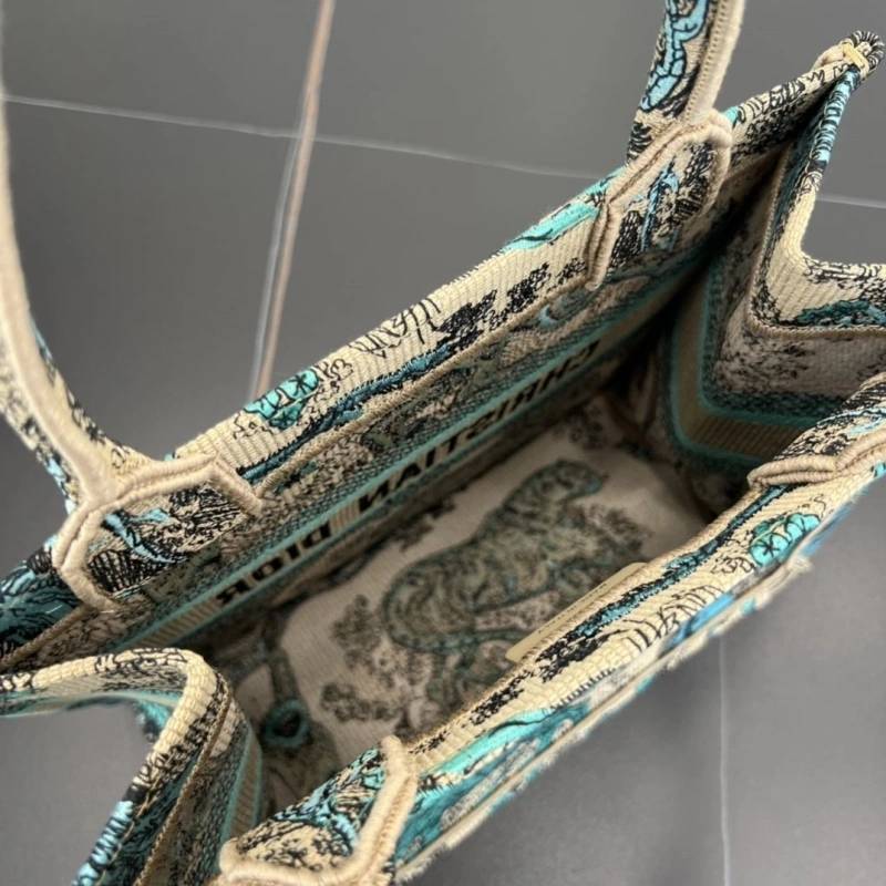 Dior Shopping Bags 4250I-0100