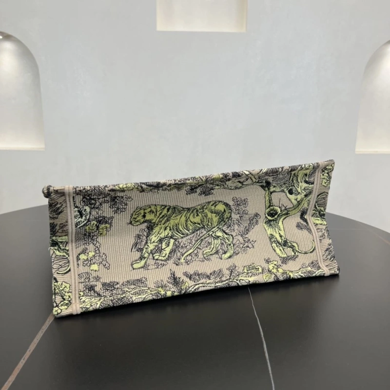 Dior Shopping Bags 4250I-0104