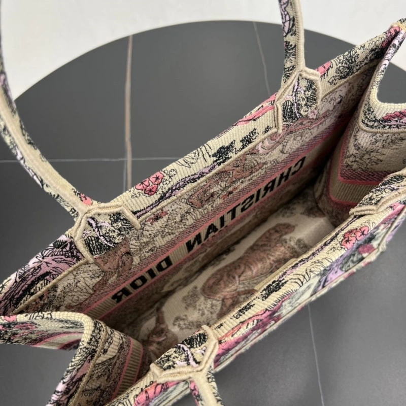 Dior Shopping Bags 4250I-0105