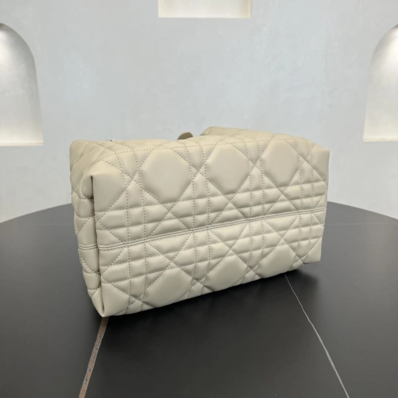 Dior Shopping Bags 4250I-0125