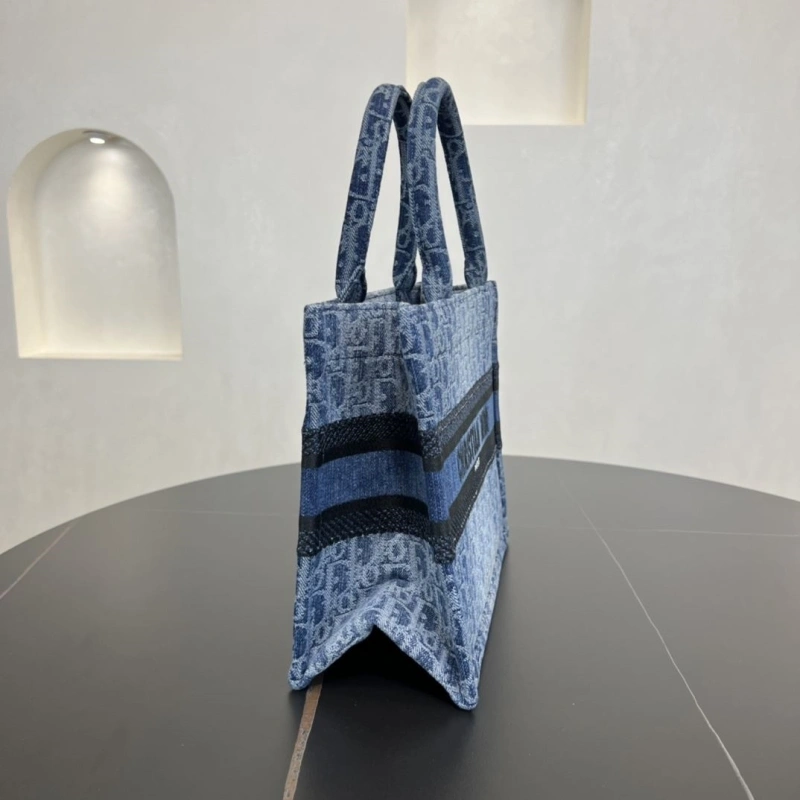 Dior Shopping Bags 4250I-0126