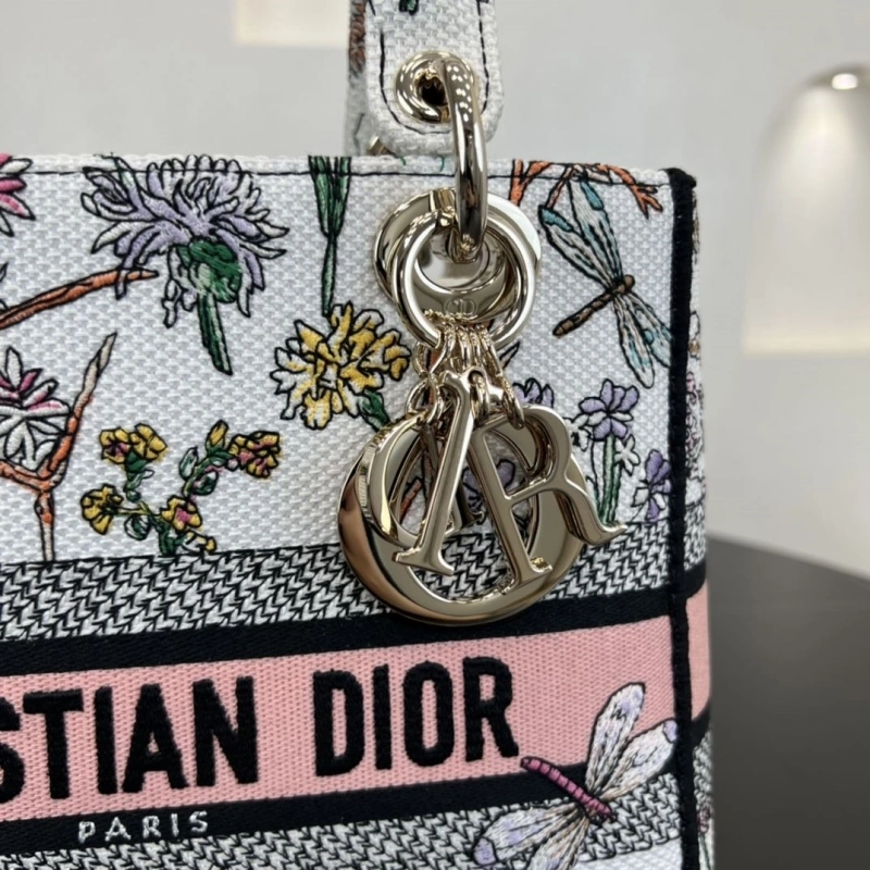 Dior Shopping Bags 4250I-0137