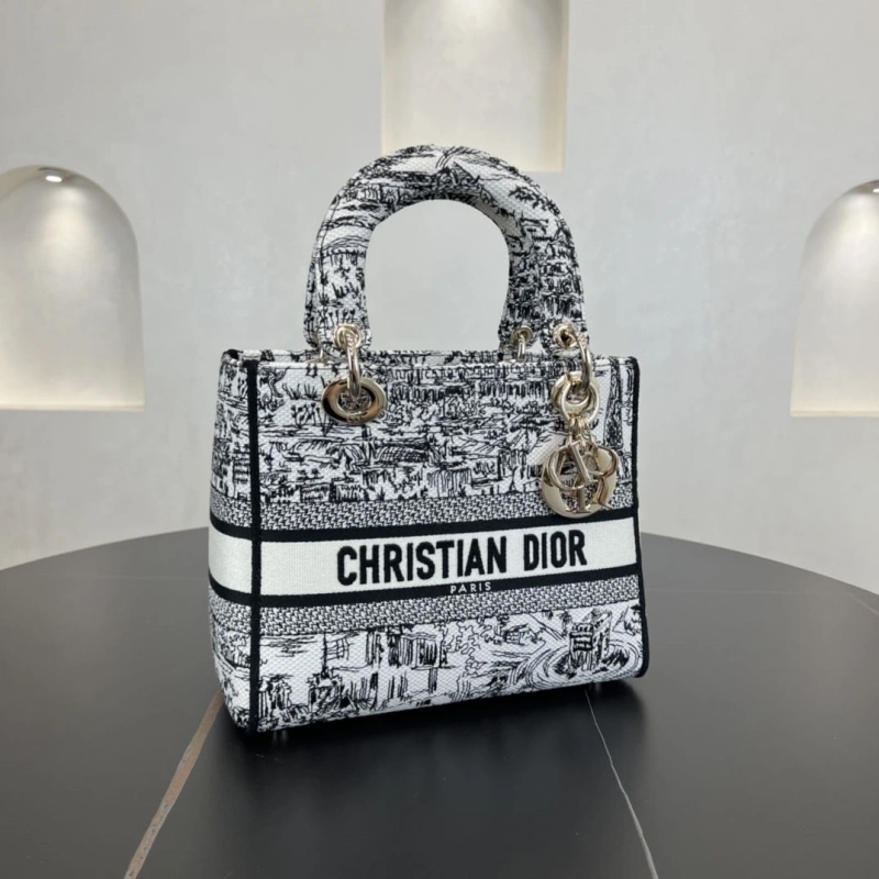 Dior Shopping Bags 4250I-0138