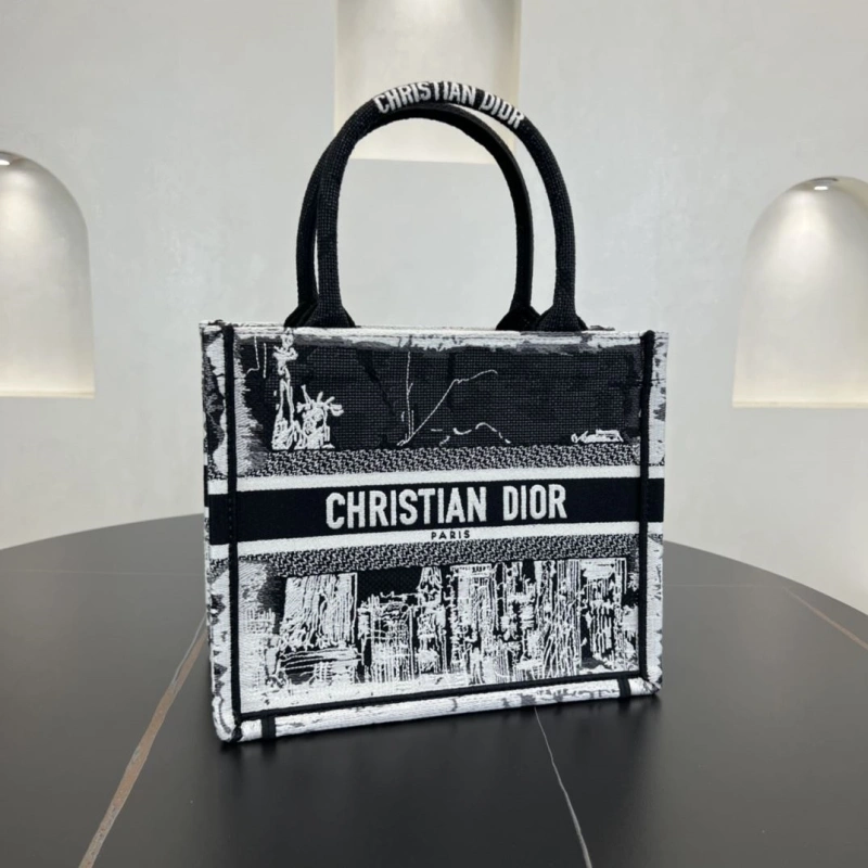 Dior Shopping Bags 4250I-0139