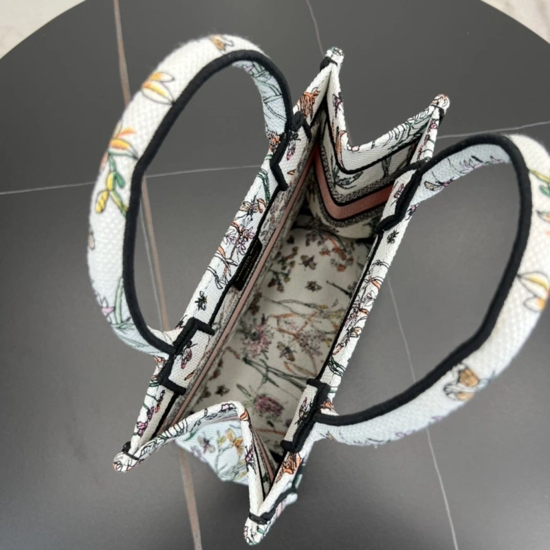 Dior Shopping Bags 4250I-0144