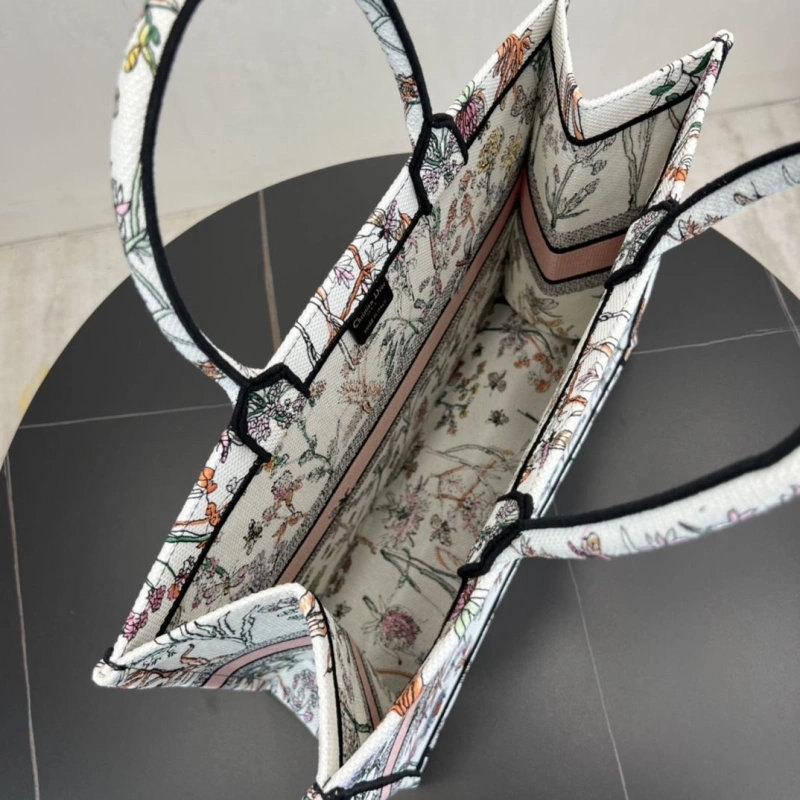 Dior Shopping Bags 4250I-0146