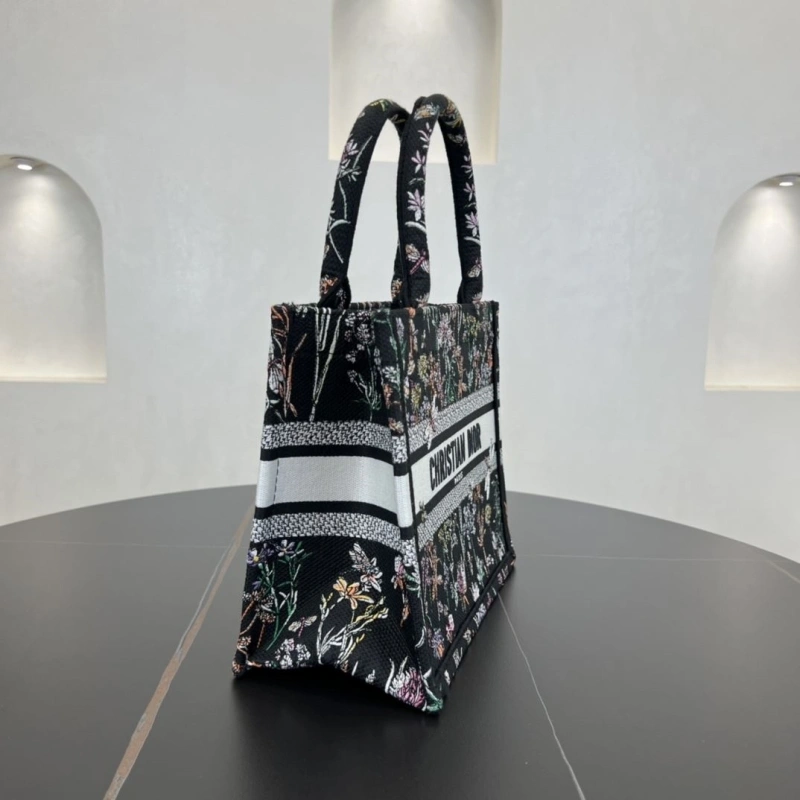 Dior Shopping Bags 4250I-0151