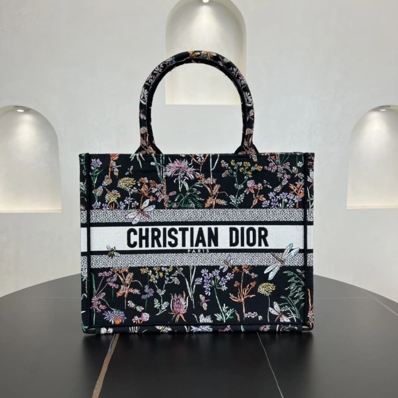 Dior Shopping Bags 4250I-0152