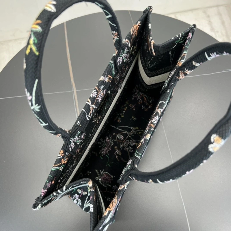 Dior Shopping Bags 4250I-0152